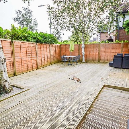Ayuda House Otel Altrincham Dış mekan fotoğraf