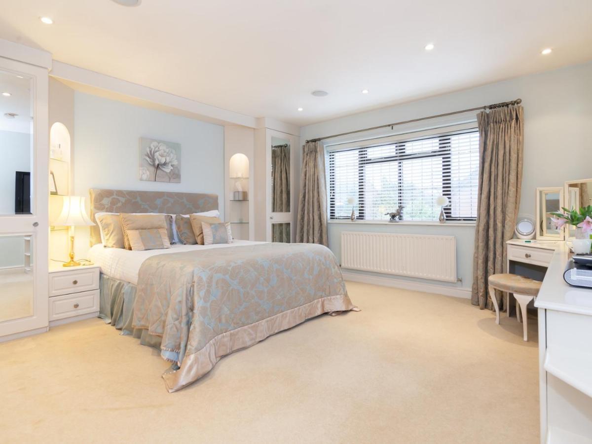 Ayuda House Otel Altrincham Dış mekan fotoğraf