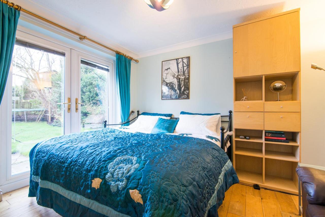 Ayuda House Otel Altrincham Dış mekan fotoğraf