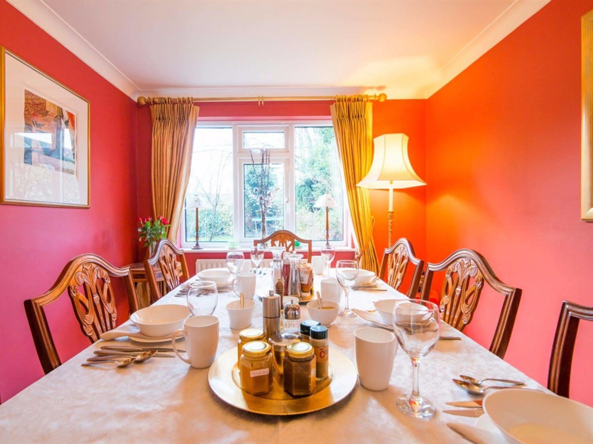 Ayuda House Otel Altrincham Dış mekan fotoğraf