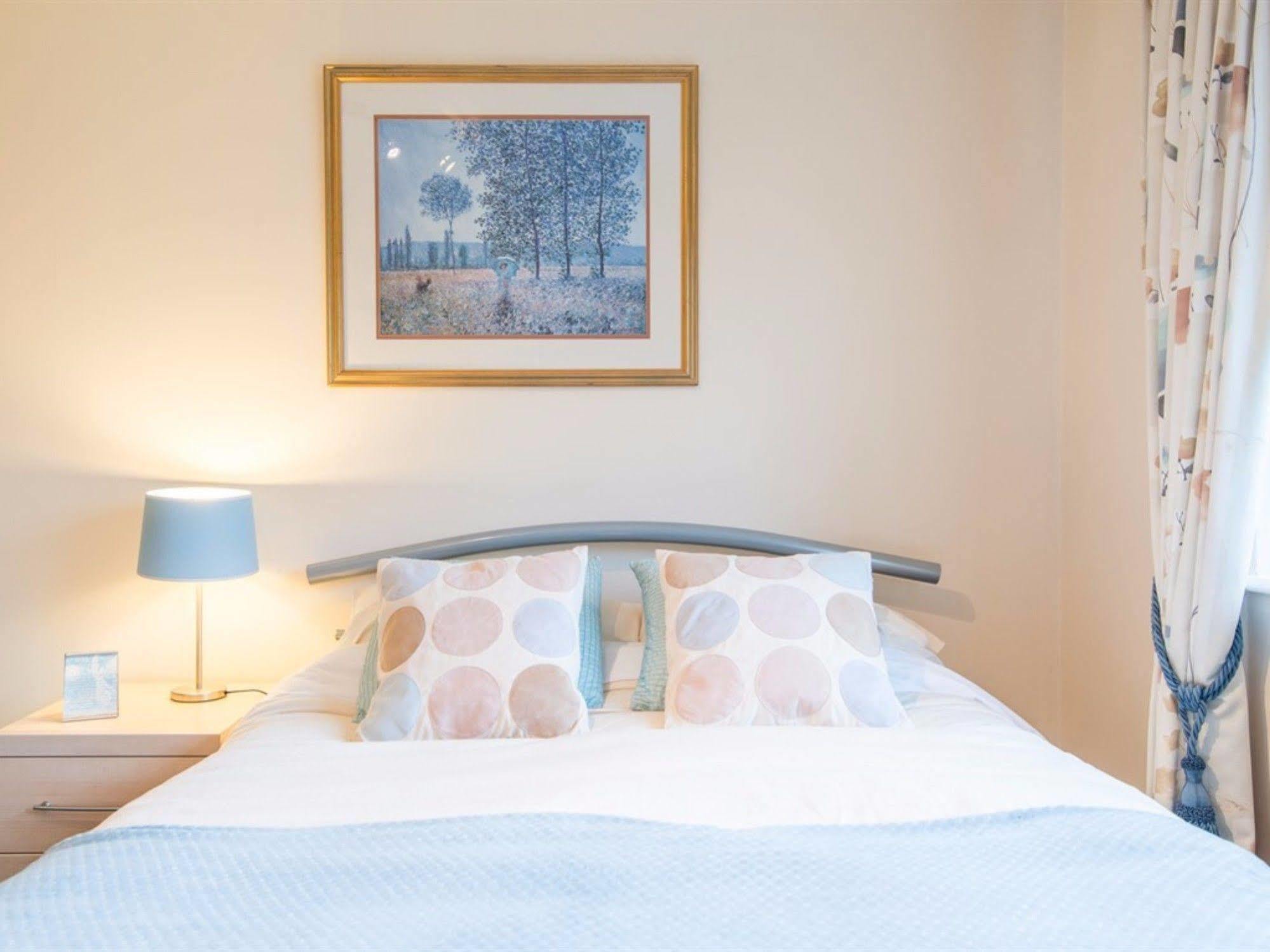 Ayuda House Otel Altrincham Dış mekan fotoğraf